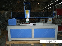 Фрезерный станок с ЧПУ RJ 1200 Фрезерный станок с ЧПУ RJ 1200