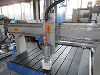 Фрезерный станок с ЧПУ RJ 1212 Фрезерный станок с ЧПУ RJ 1212