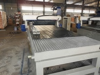 Фрезерный станок с ЧПУ RJ 1318 Фрезерный станок с ЧПУ RJ 1318