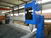 Фрезерный станок с ЧПУ RJ 1325 с вакуумным столом Фрезерный станок с ЧПУ RJ 1325 с вакуумным столом