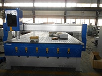 Фрезерный станок с ЧПУ RJ 1325 с вакуумным столом Фрезерный станок с ЧПУ RJ 1325 с вакуумным столом