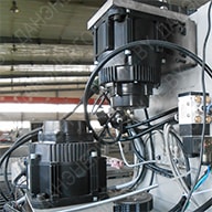 фрезерный станок с автоматической сменой инструмента серводвигатели